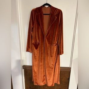 Burnt Orange/rust velvet duster NEW Size XL (bought from a local boutique)